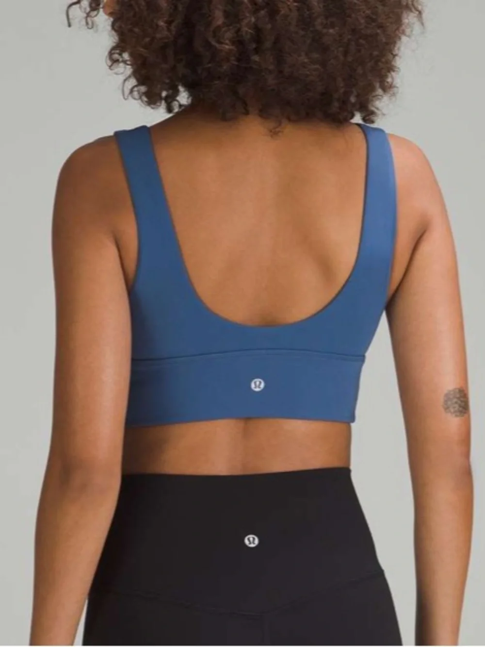 Lululemon Align V-neck Bra C/D cup, size 12, Pitch Blue color - Picture 2 of 5